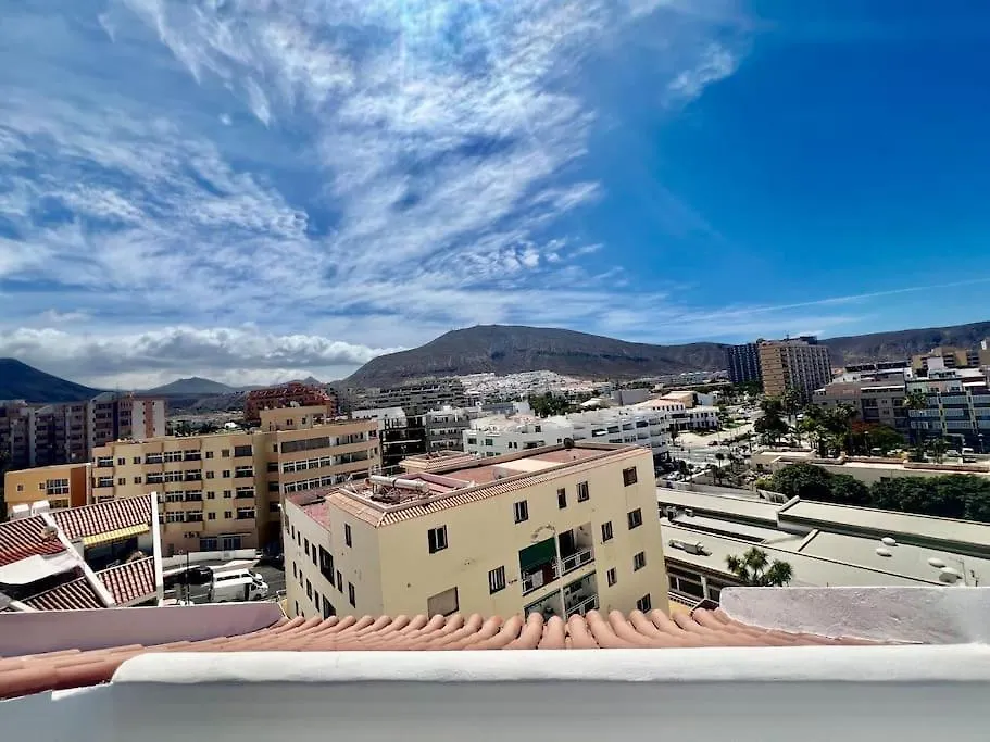 Apartment Los Cristianos Oasis, Modern Beachside Duplex Spain